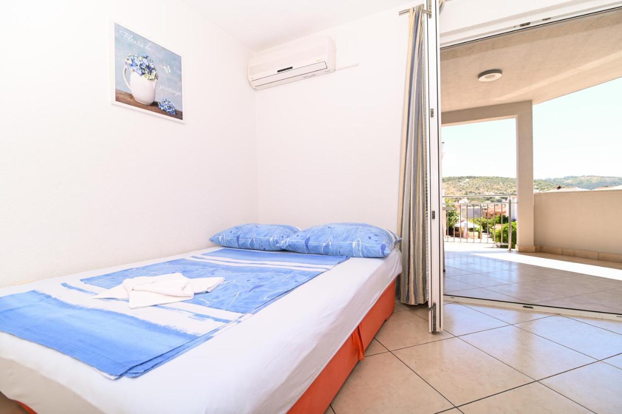 Apartmani Adria Trogir Luaran gambar