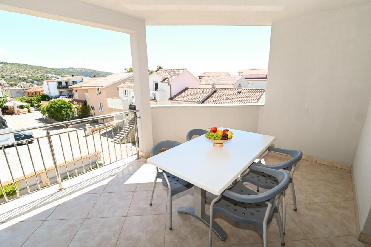 Apartmani Adria Trogir Luaran gambar